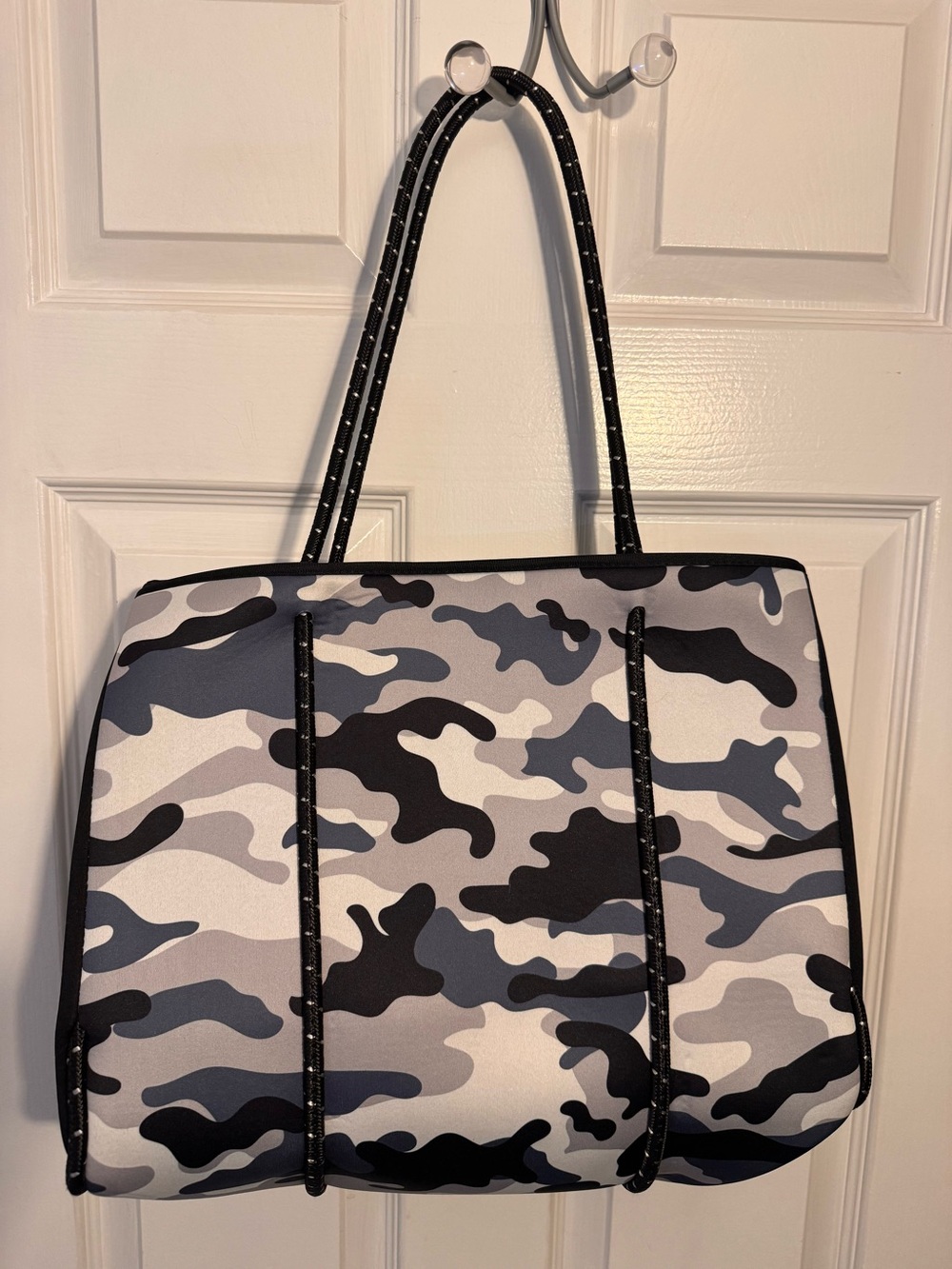 ah-dorned New York Gray Silver Camo Neoprene Tote with Pouch and Crossbody Strap - Picture 6 of 15